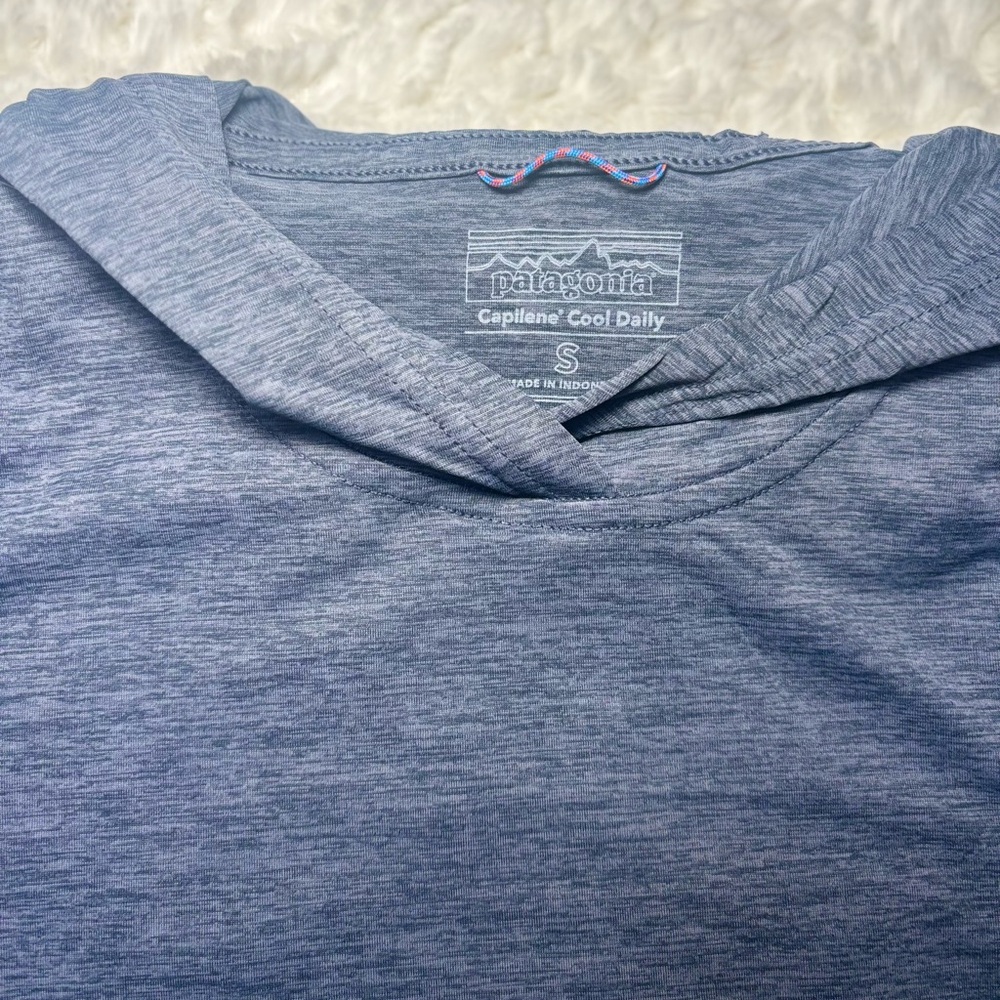 Patagonia Blue Long Sleeve Tee - Picture 2 of 2